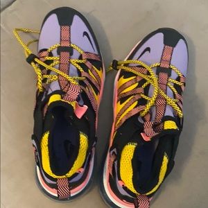 Nike Air Max Bowfin 270